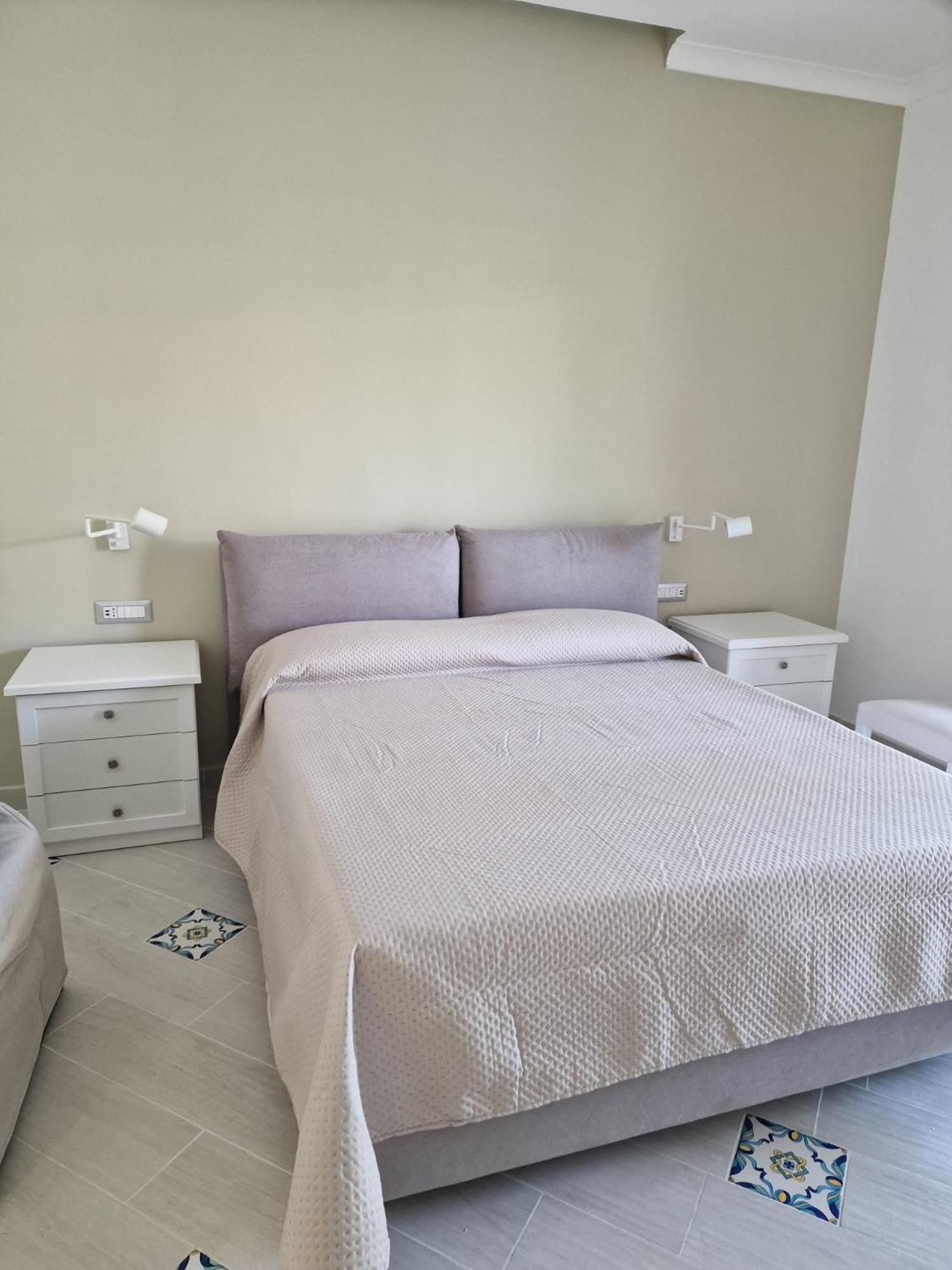 Manilu Maison Sorrente Extérieur photo